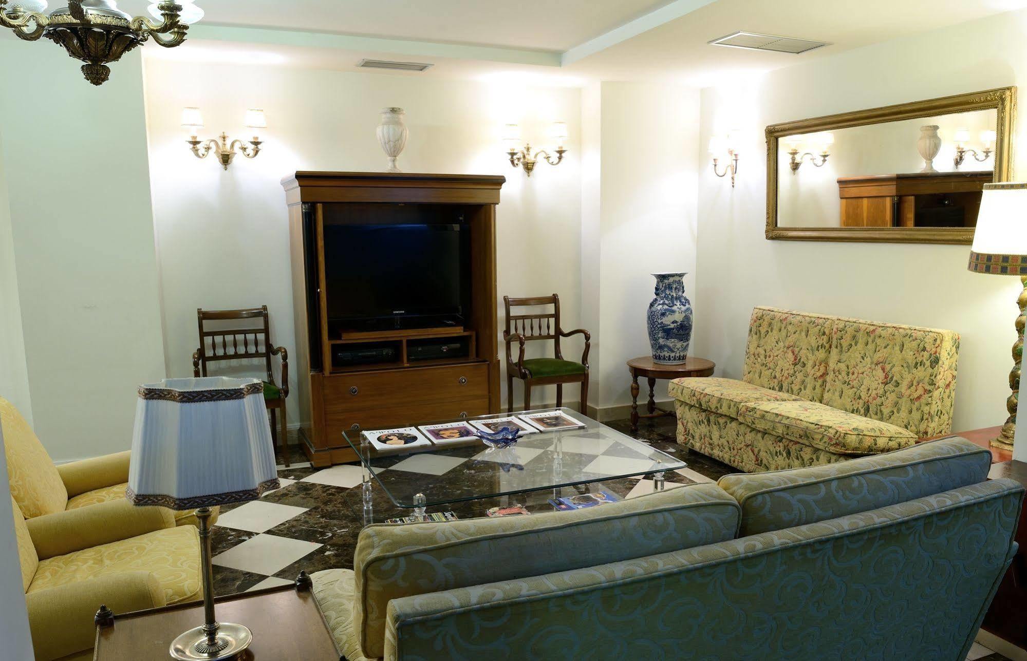 Hostal Arriazu Пампона Екстериор снимка